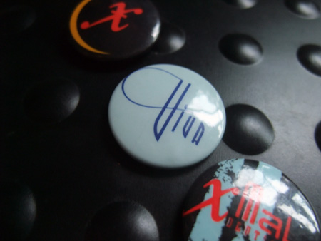 xmal-badge-3-450x338 Xmal Deutschland badge design - 'Viva' logo