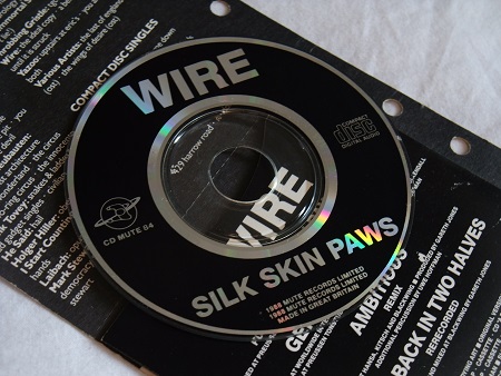 Wire - Silk Skin Paws UK 'Filofax' pack CD single disc label