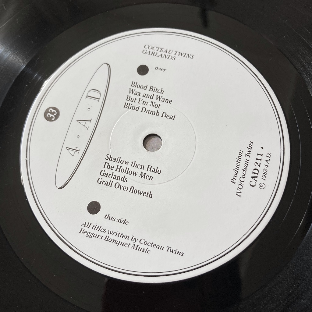 Cocteau Twins 'Garlands' UK 1982 LP label design side 2