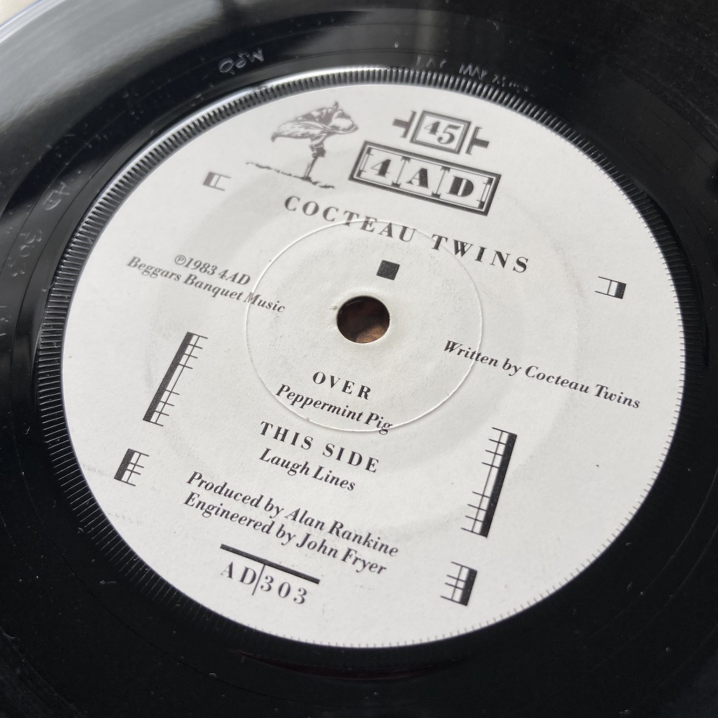 Cocteau Twins 'Peppermint Pig' 7" single label design side B