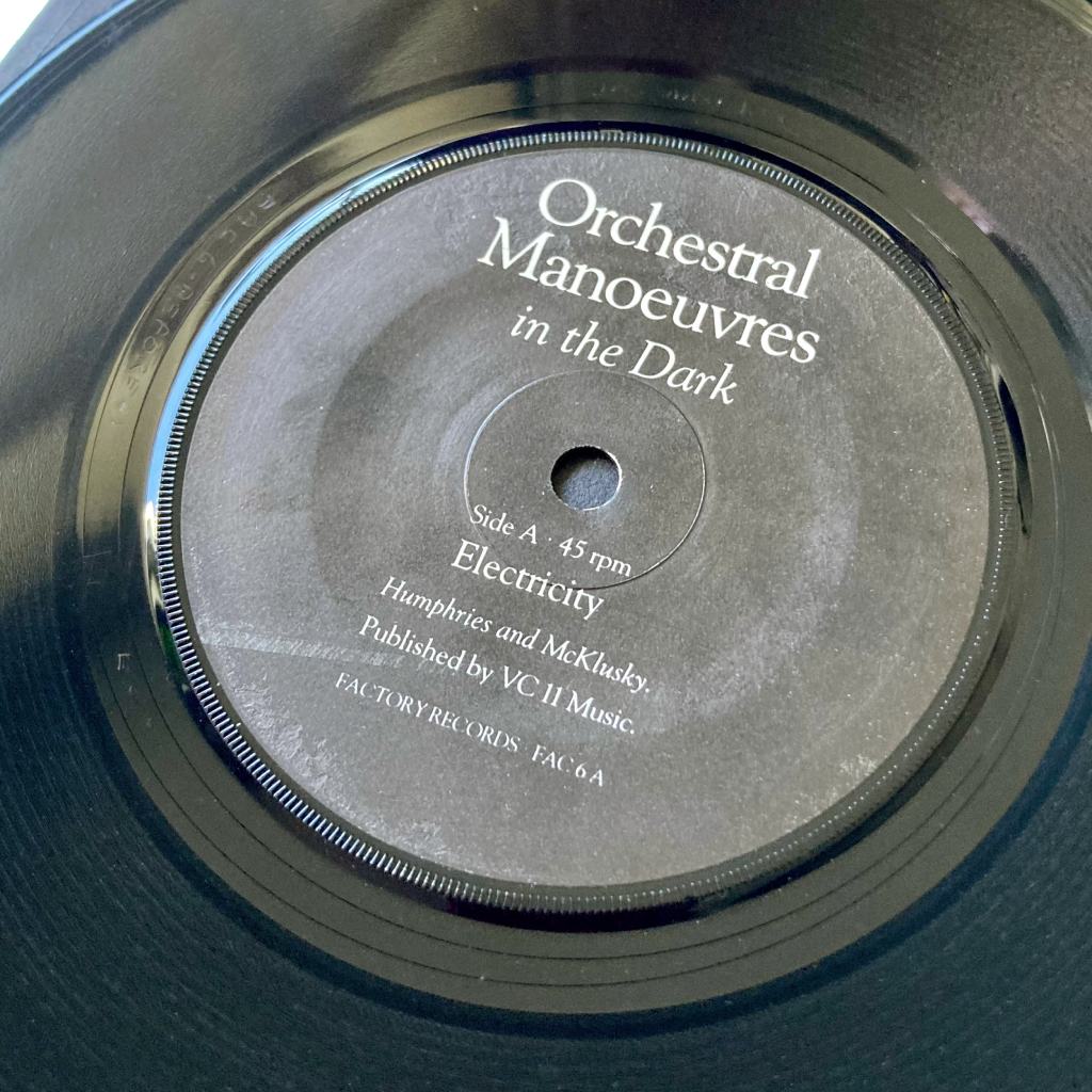 Orchestral Manoeuvres in the Dark: Electricity (FAC 6) 1979 original - label side A