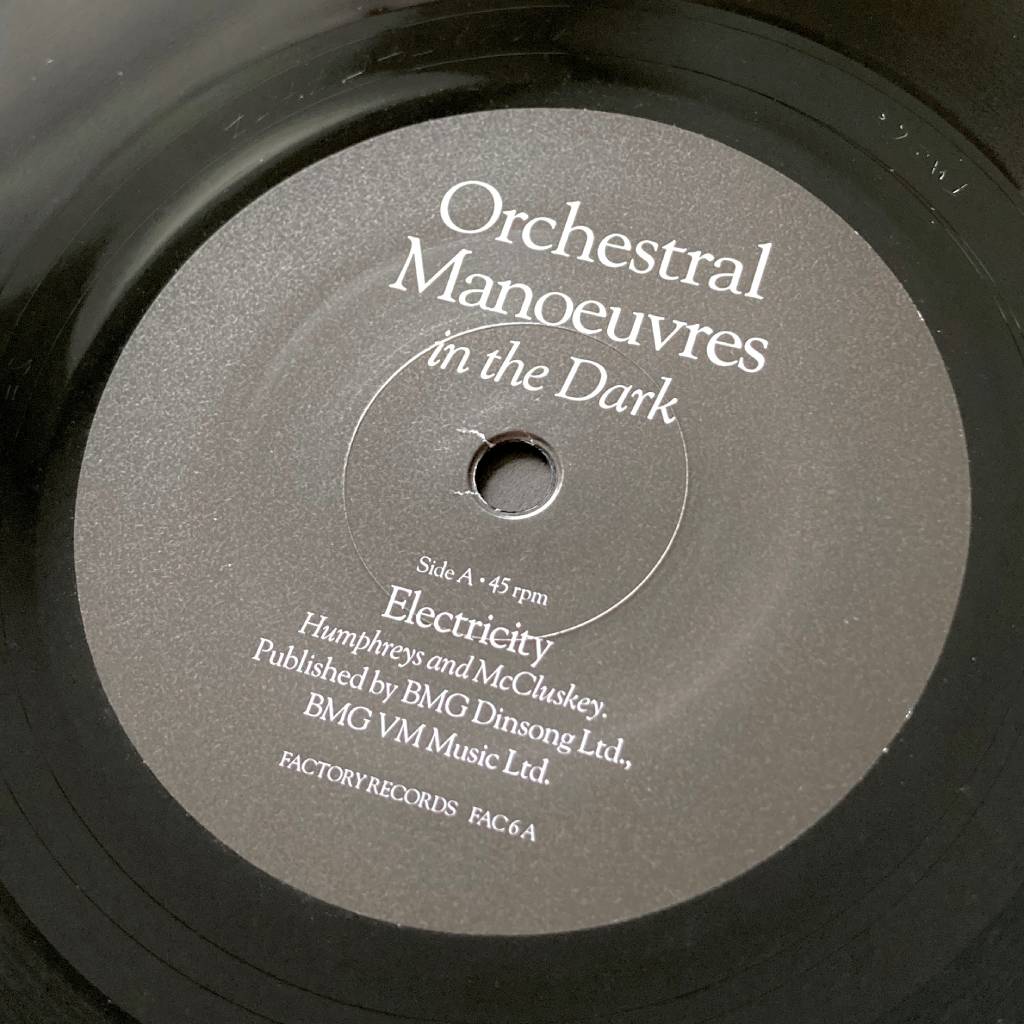 Orchestral Manoeuvres in the Dark: Electricity (FAC 6) 2019 recreation - label side A
