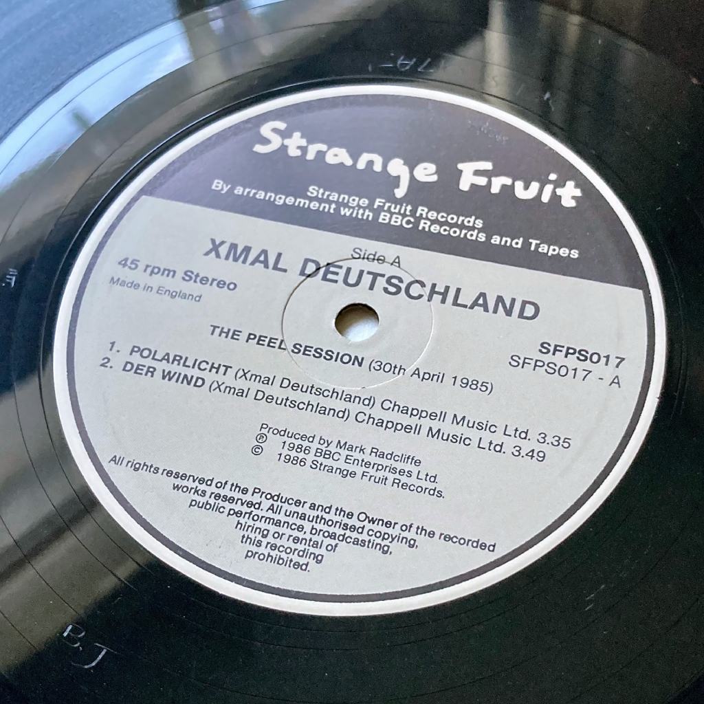 Xmal Deutschland - 'The Peel Sessions' UK 12" EP label side A