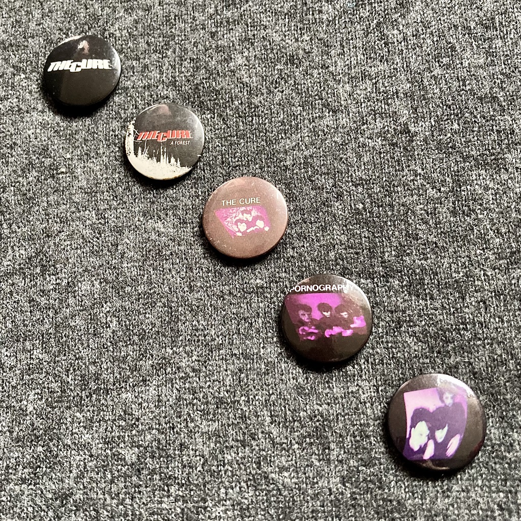 The Cure - button badge selection #1